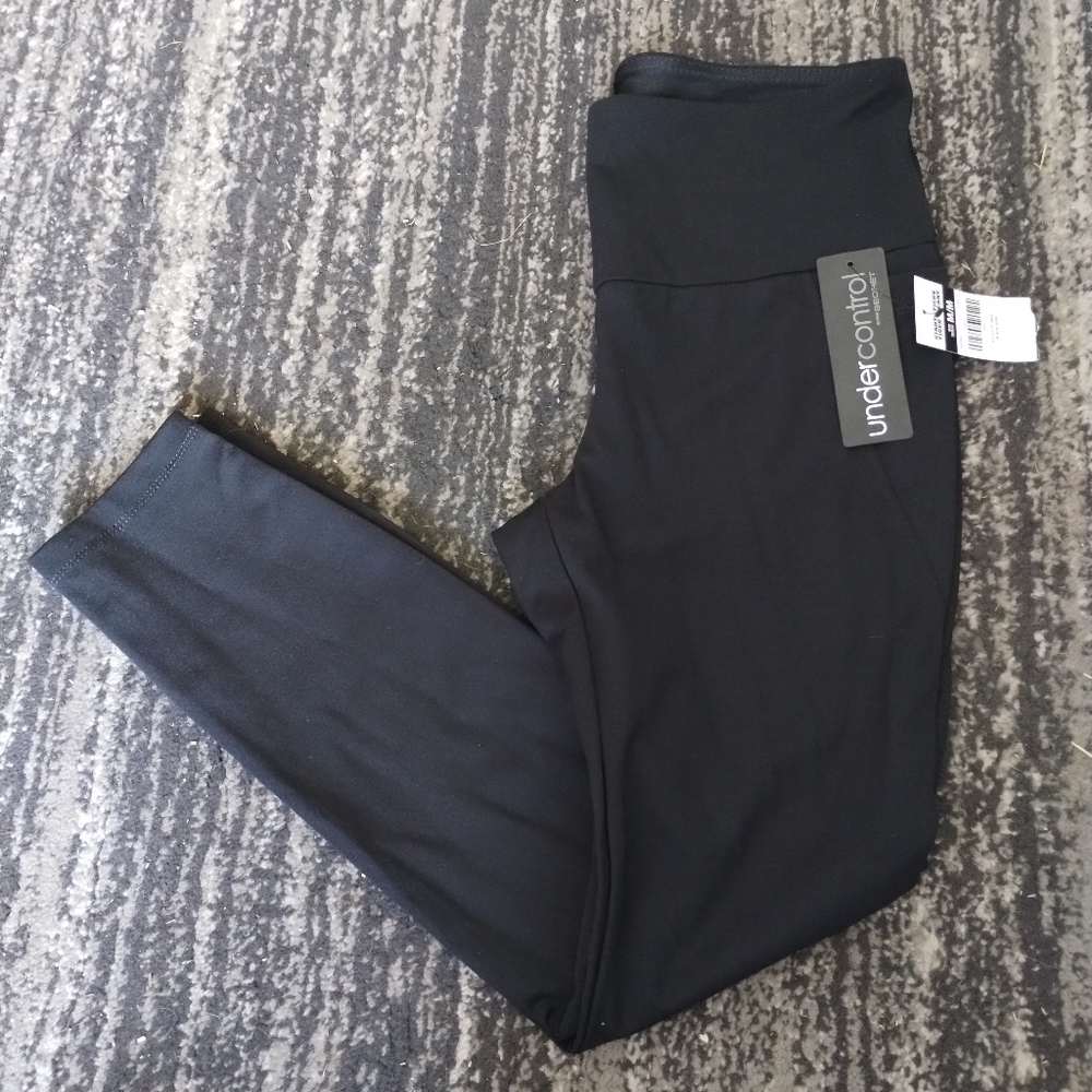 NWT Under Control Black Leggings